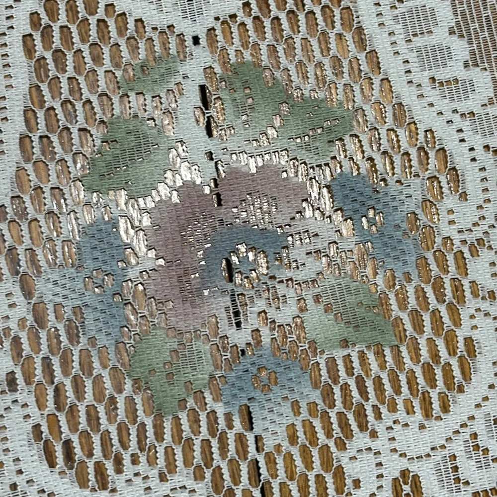 #22 32”x 14.5” Floral doliy with scalloped edges white with water color flowers